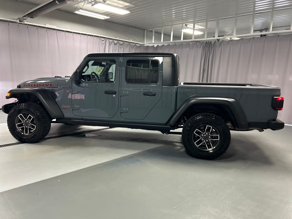 Used 2026 Jeep Gladiator Mojave Truck Crew Cab