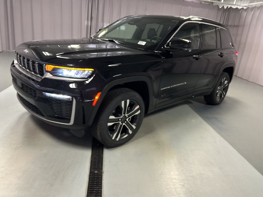 New 2027 Jeep Grand Cherokee LIMITED 4X4 Sport Utility