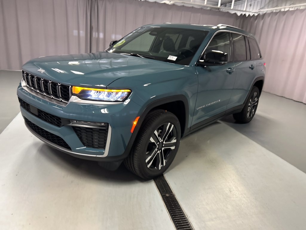 New 2027 Jeep Grand Cherokee LIMITED 4X4 Sport Utility