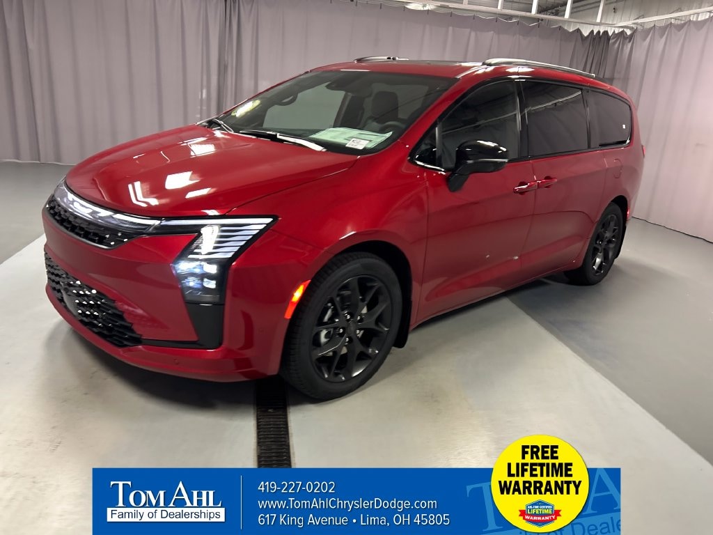 New 2027 Chrysler Pacifica LIMITED Passenger Van