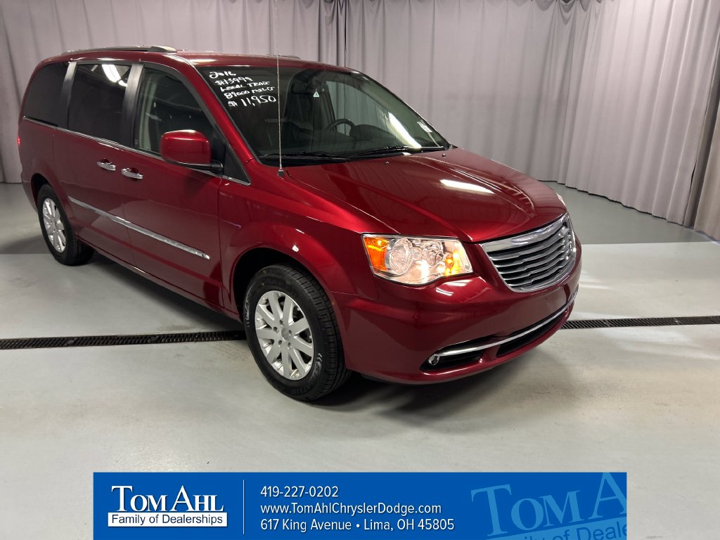 Used 2016 Chrysler Town & Country Touring Van LWB Passenger Van