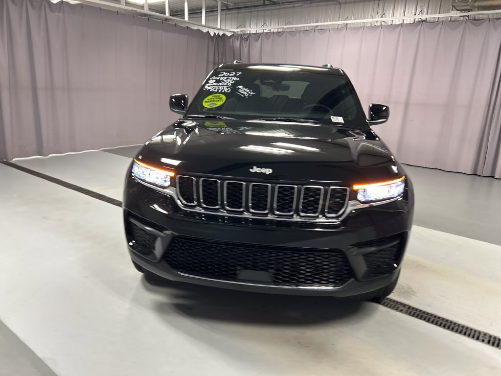 New 2027 Jeep Grand Cherokee LAREDO 4X4 Sport Utility