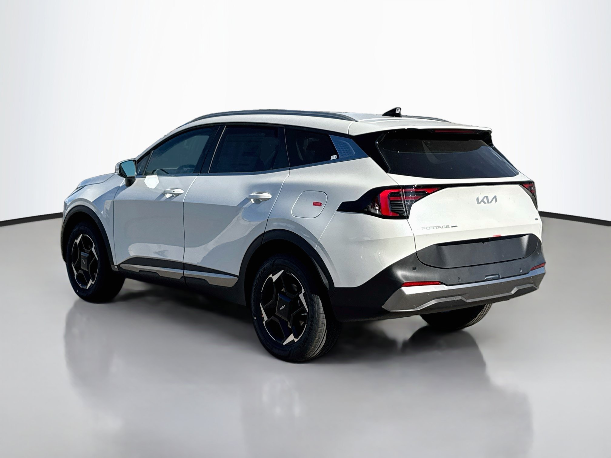 New 2027 Kia Sportage Hybrid EX Sport Utility
