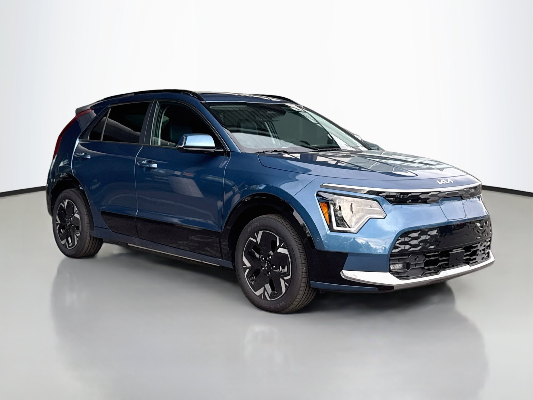 New 2026 Kia Niro EV Wave Sport Utility