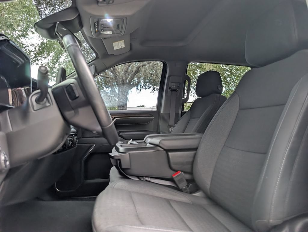 2024 Chevrolet Silverado 1500 LT - Photo 14