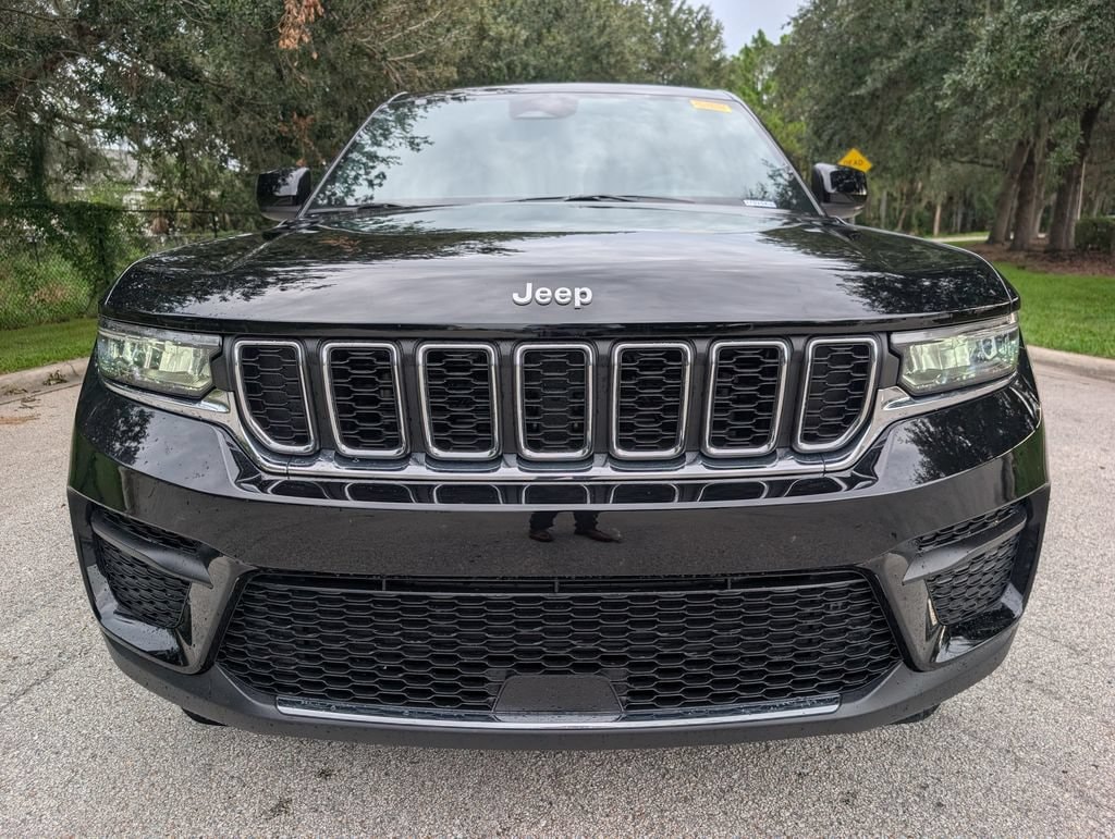 Used 2026 Jeep Grand Cherokee Laredo SUV