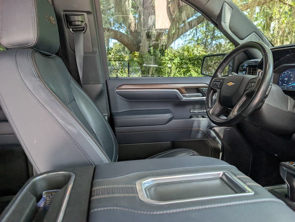 2022 Chevrolet Silverado 1500 High Country - Photo 13
