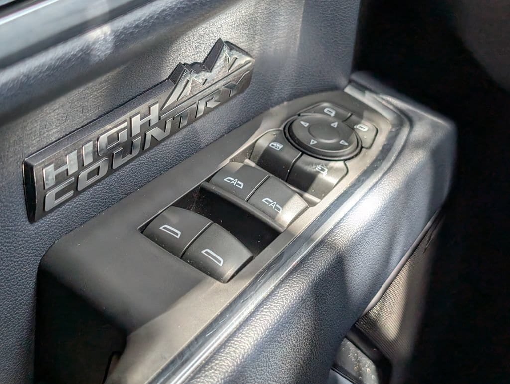 2022 Chevrolet Silverado 1500 High Country - Photo 22