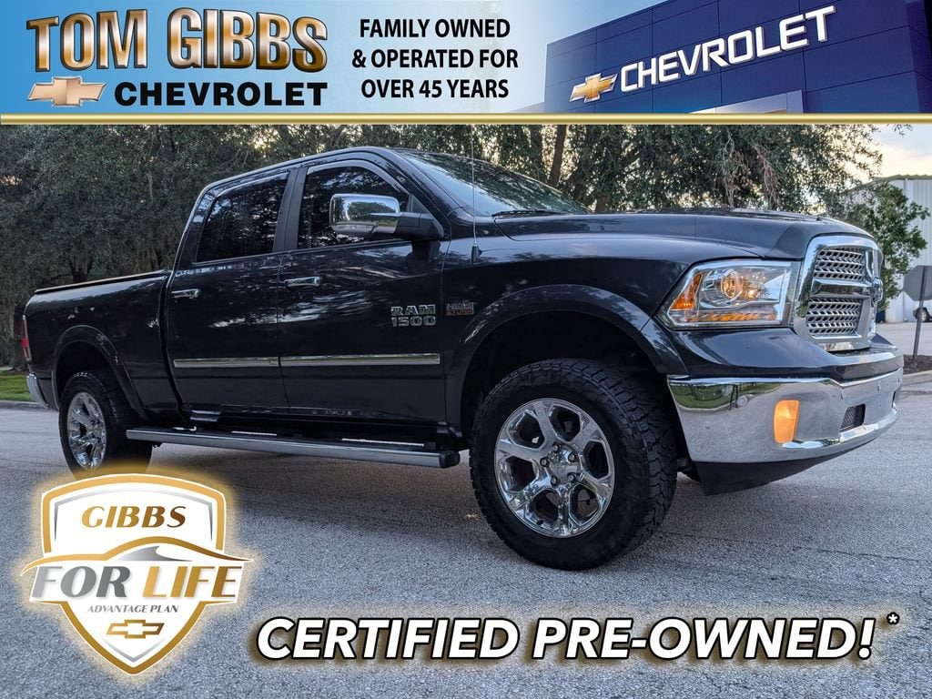 2017 RAM 1500 Pickup Laramie
