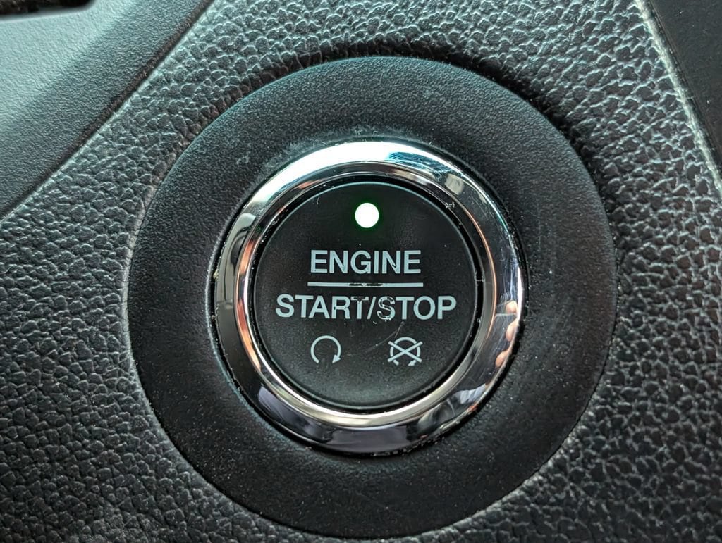 2016 Ford Explorer XLT - Photo 23