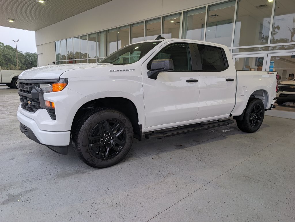 New 2026 Chevrolet Silverado 1500 Custom Truck