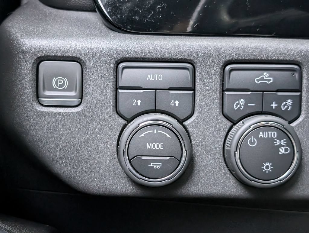 2024 Chevrolet Silverado 1500 LT - Photo 21
