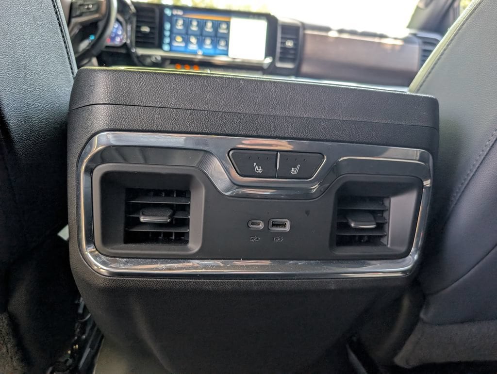 2022 Chevrolet Silverado 1500 High Country - Photo 19