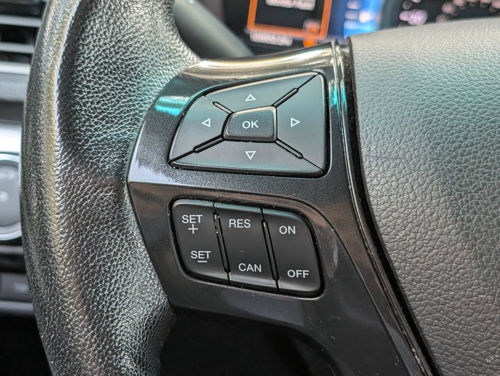2016 Ford Explorer XLT - Photo 20