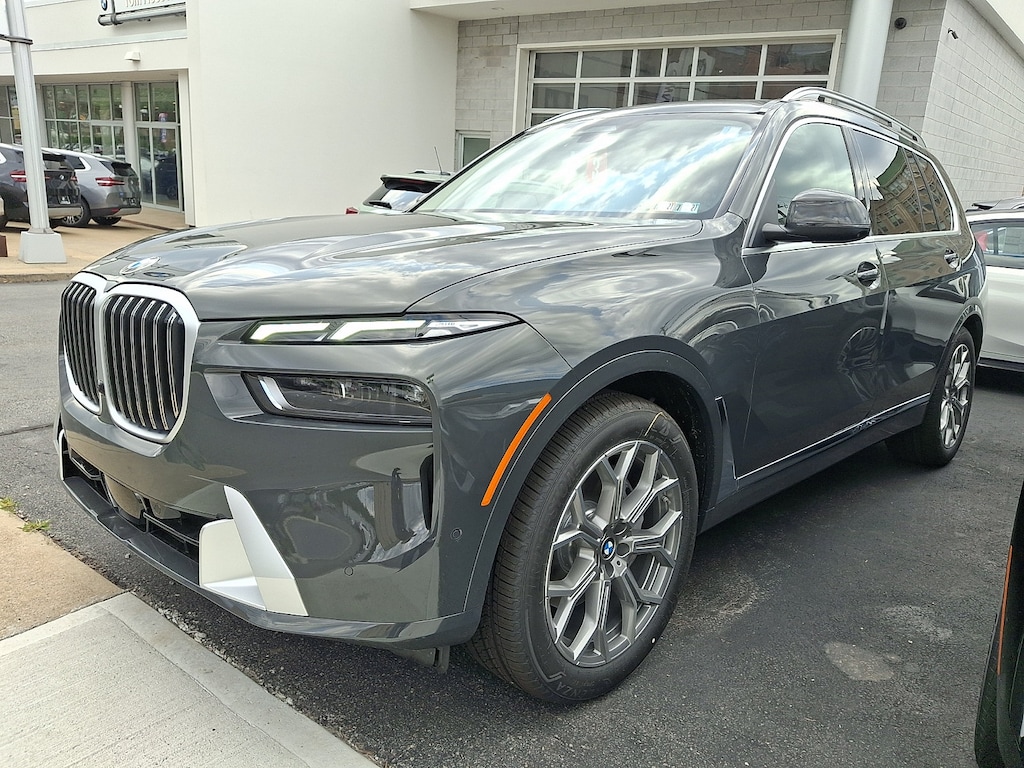 New 2027 BMW X7 xDrive40i SUV