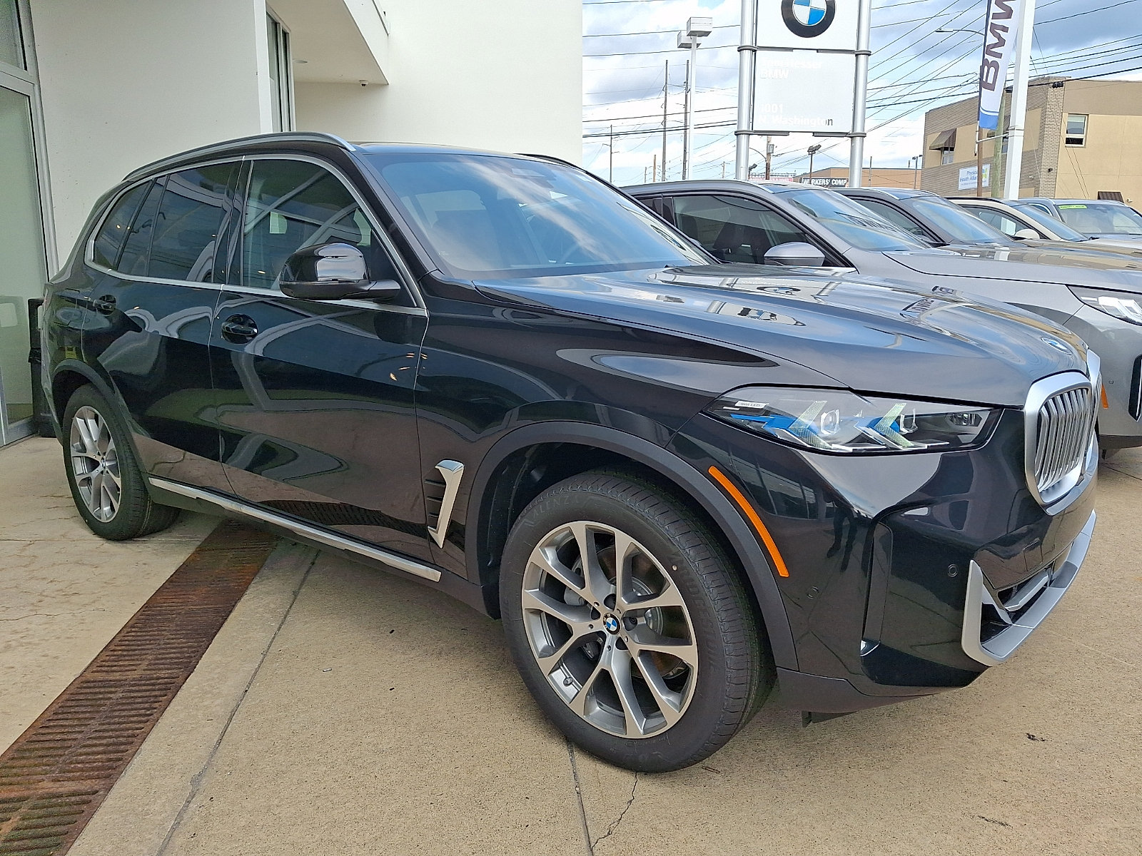 New 2026 BMW X5 xDrive40i SUV
