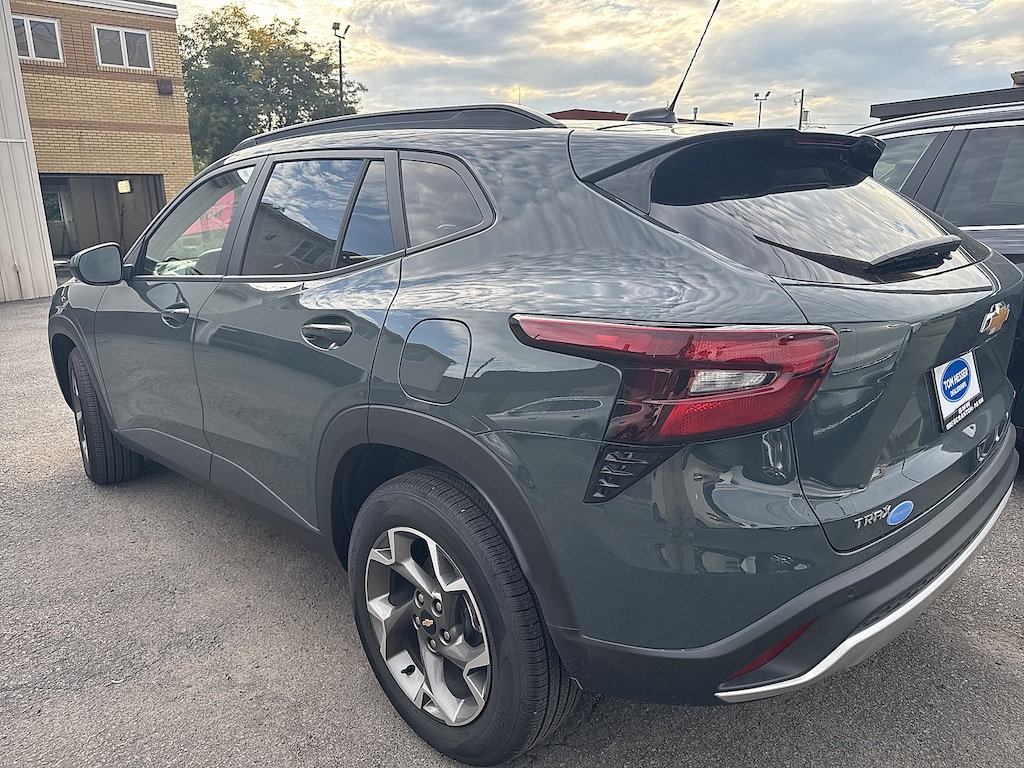 New 2026 Chevrolet Trax LT SUV