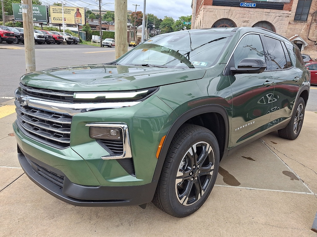 New 2027 Chevrolet Traverse AWD LT SUV