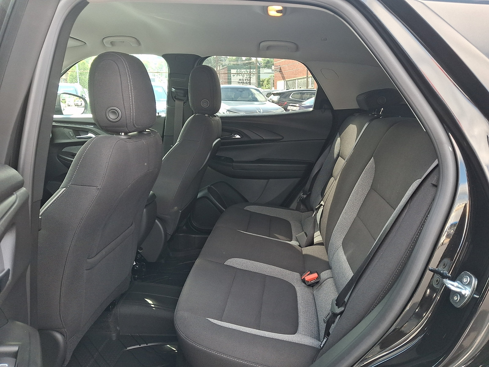 2023 Chevrolet TrailBlazer LT - Photo 10
