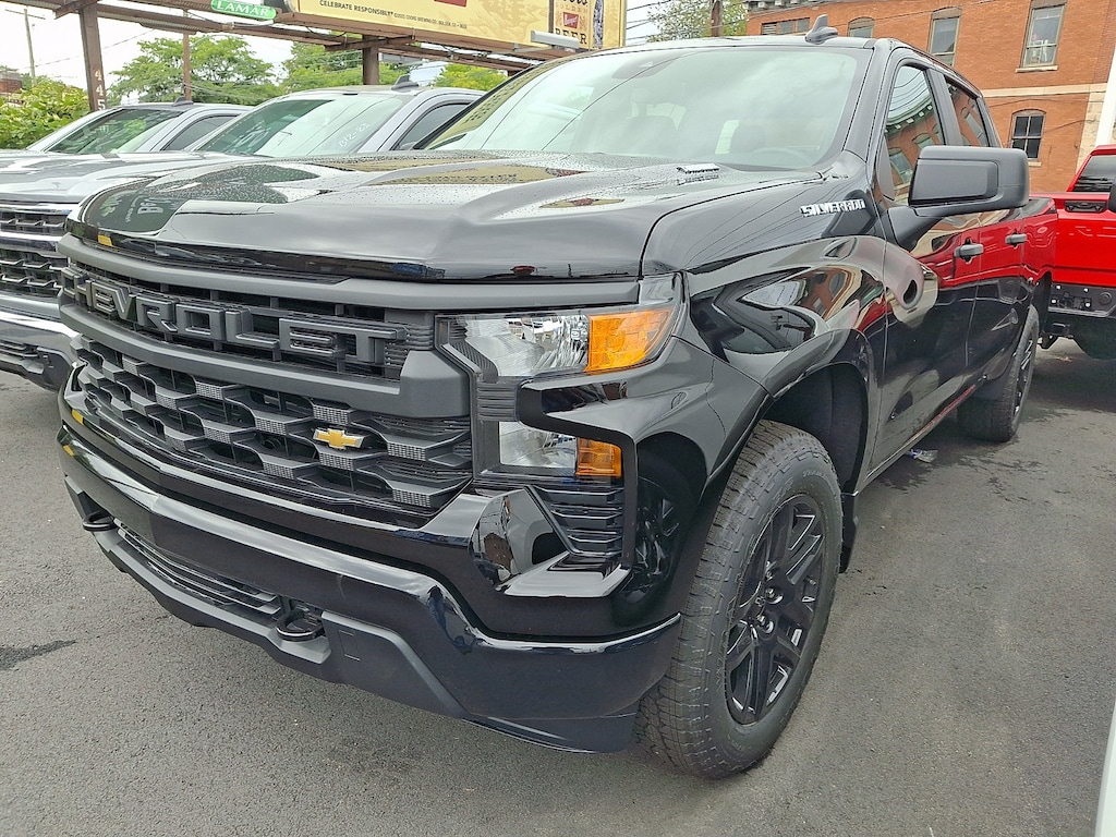 New 2026 Chevrolet Silverado 1500 Custom Truck