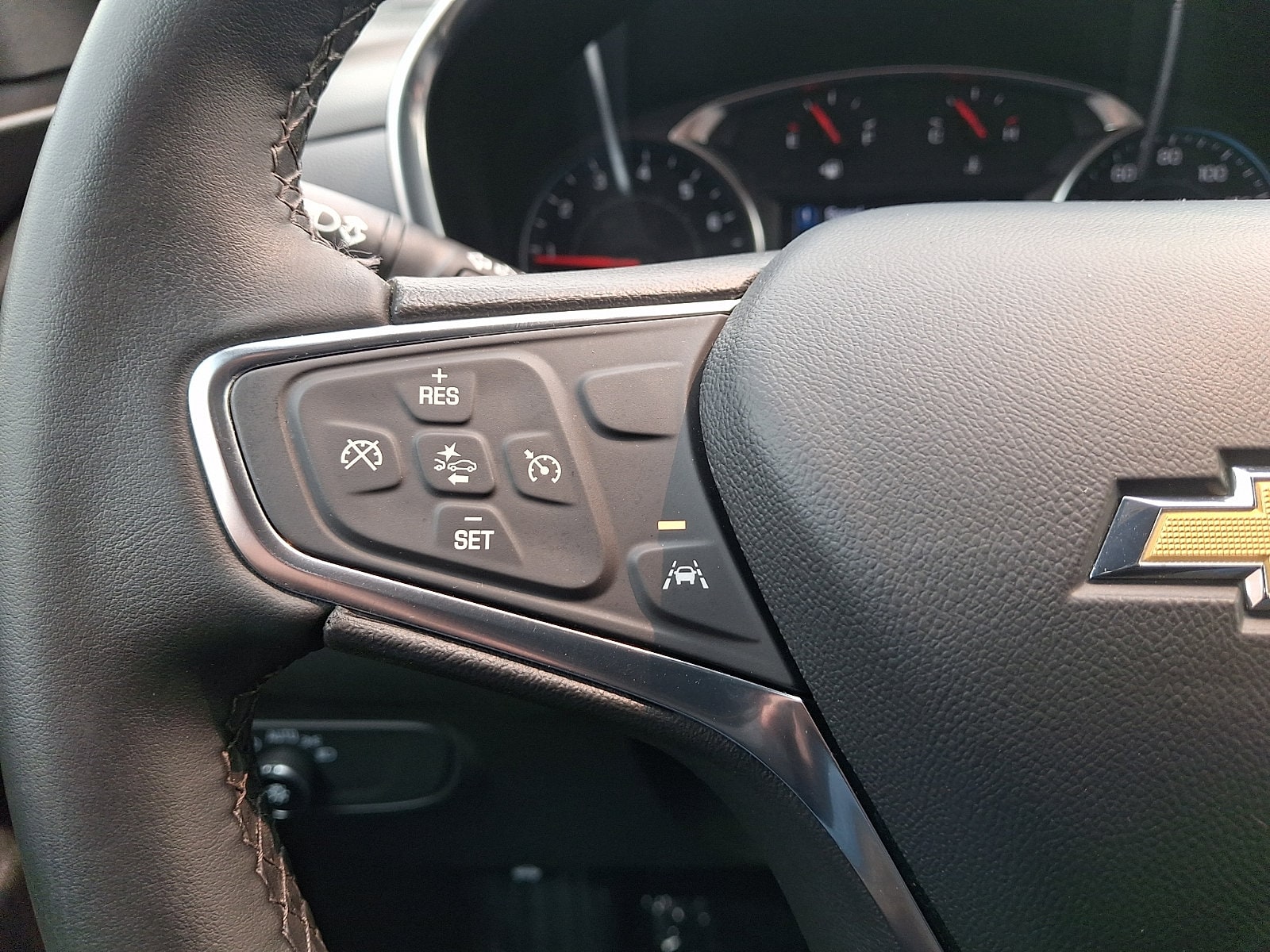 2024 Chevrolet Equinox LT - Photo 22