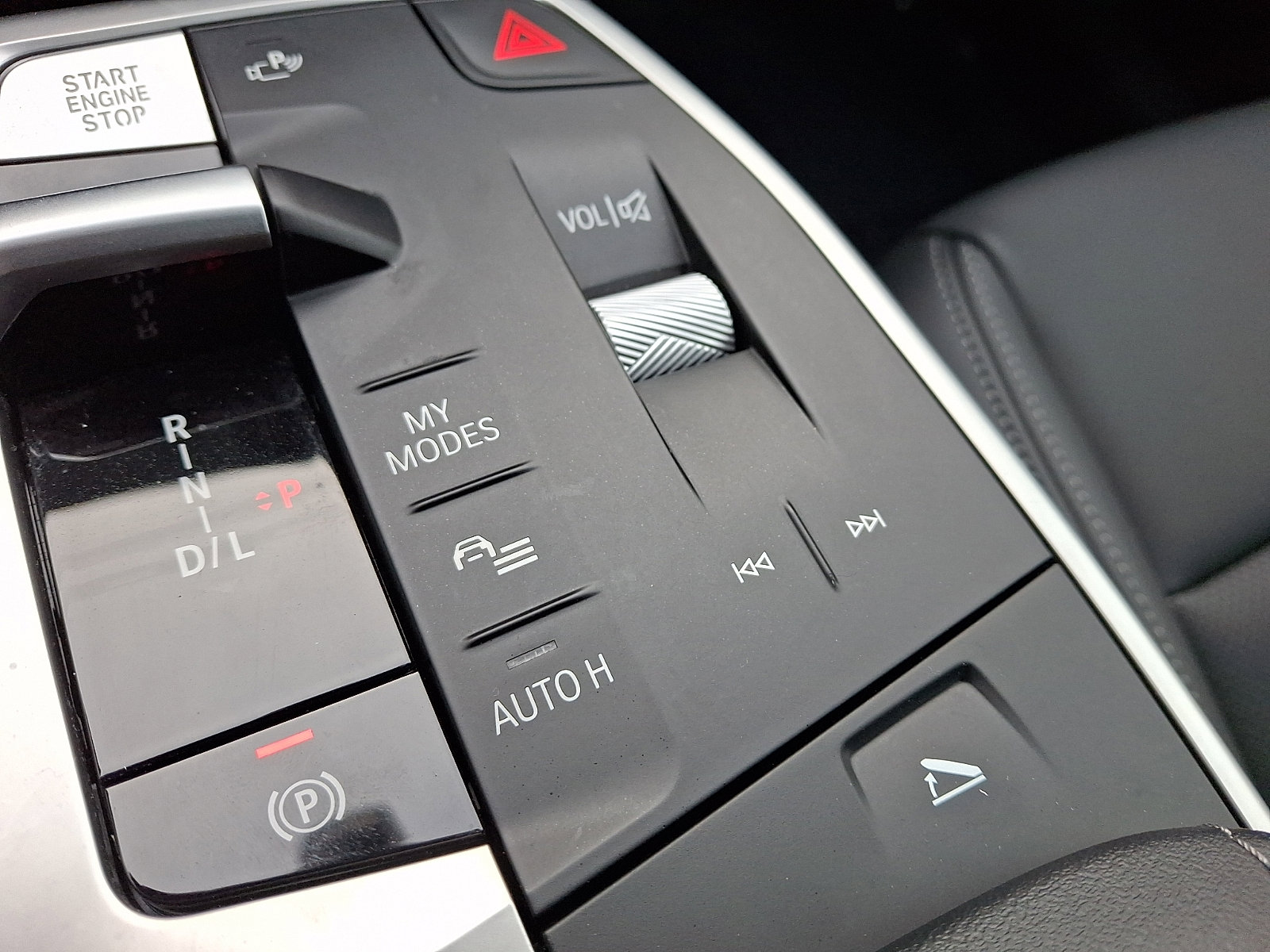 2025 BMW X1 28i - Photo 23
