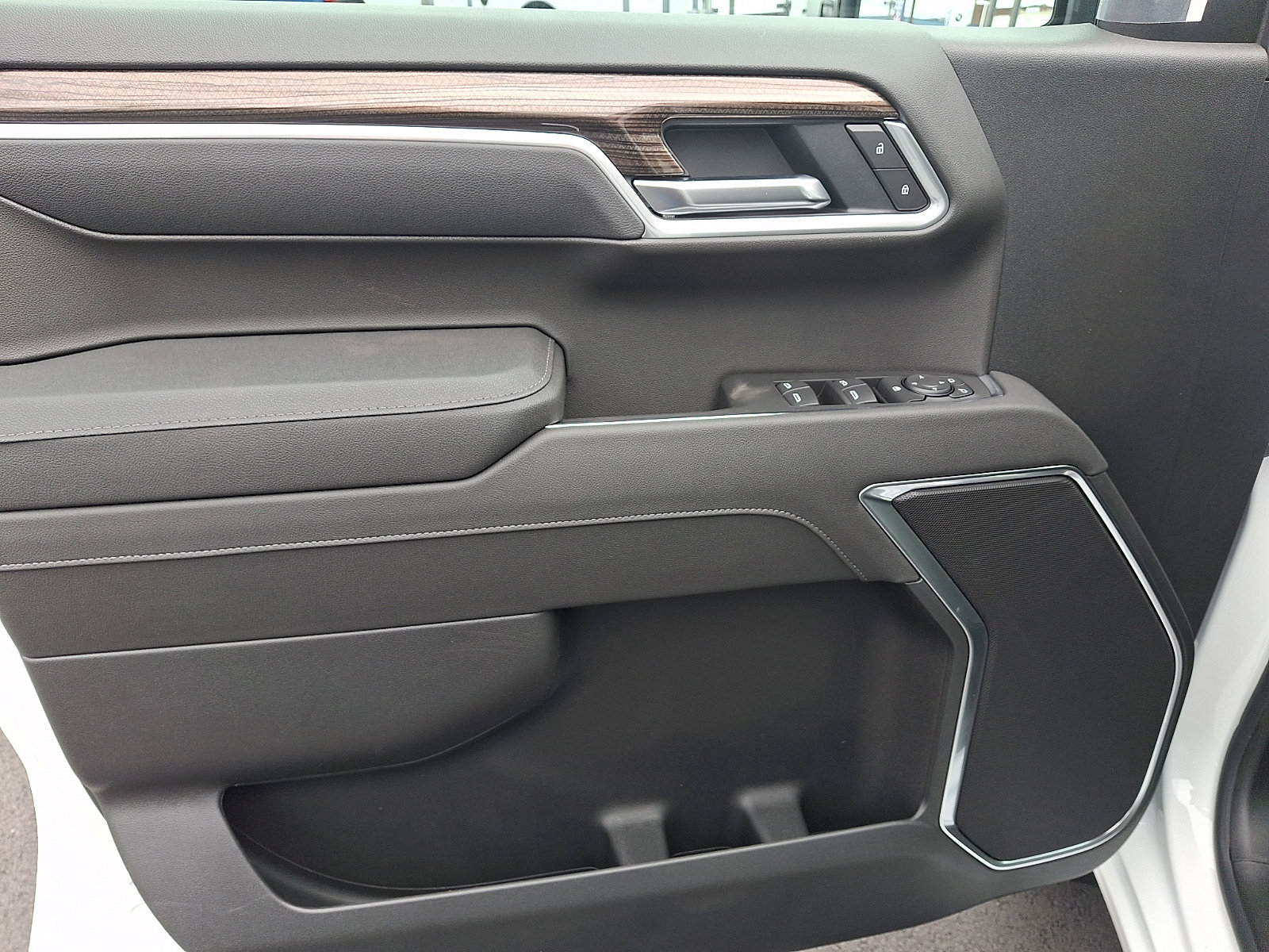 2026 Chevrolet Silverado 1500 LT - Photo 7