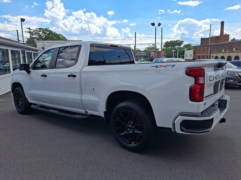 Used 2024 Chevrolet Silverado 1500 Custom Crew Cab Pickup
