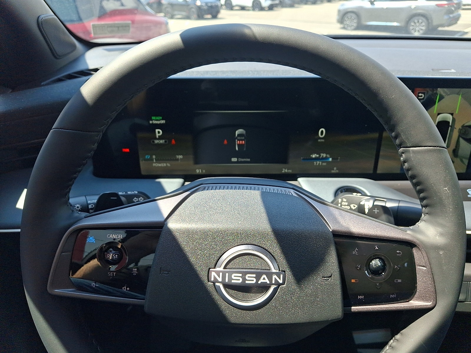 2026 Nissan LEAF Platinum+ - Photo 14