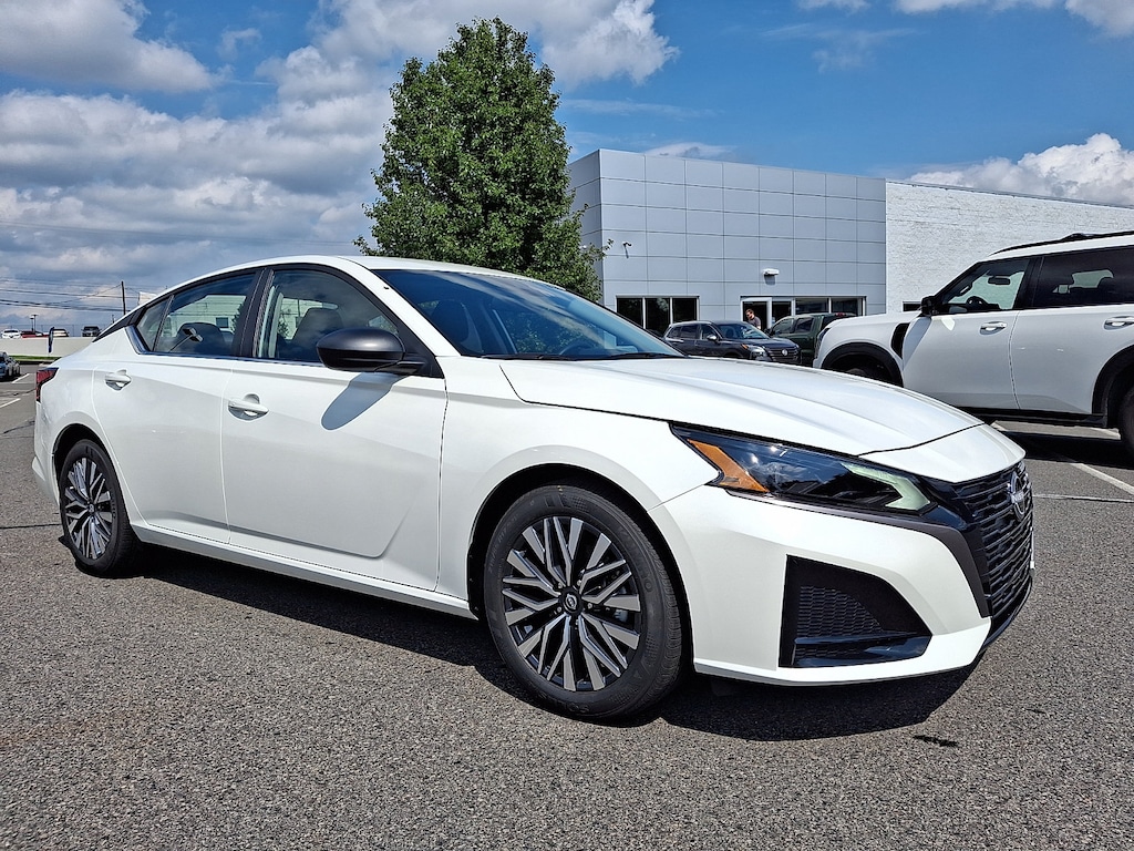 New 2026 Nissan Altima SV Sedan