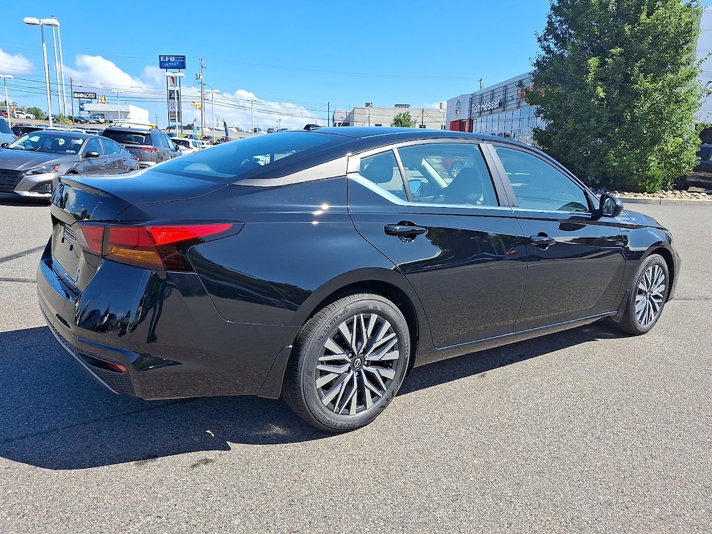 New 2026 Nissan Altima SV Sedan