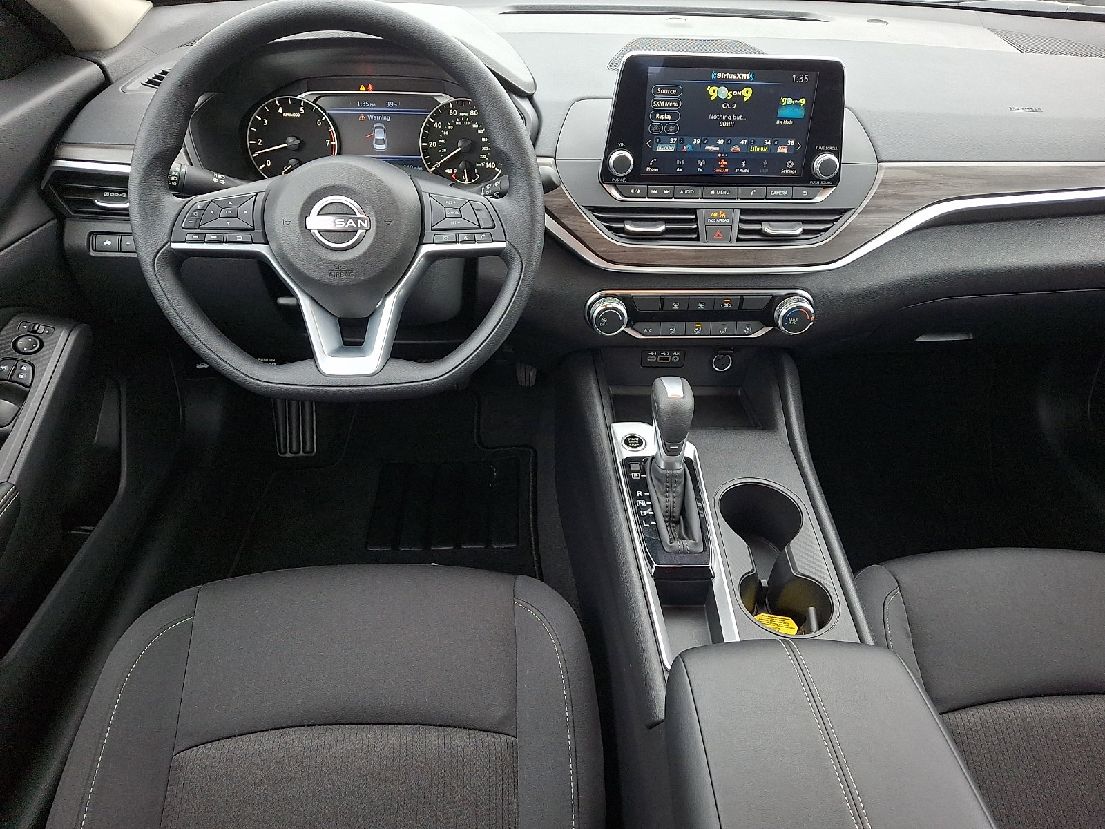 2025 Nissan Altima SV - Photo 11