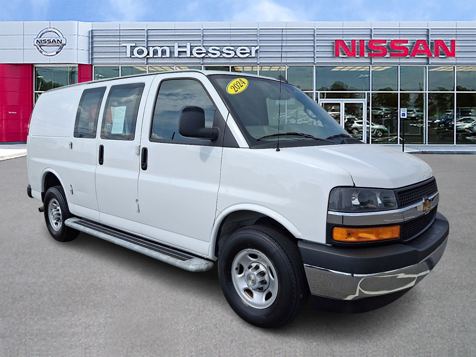 2024 Chevrolet Express Cargo