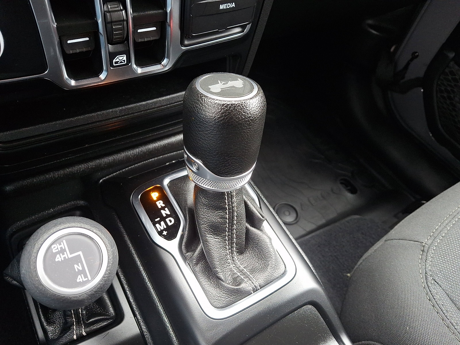 2022 Jeep Wrangler Unlimited Sahara - Photo 15