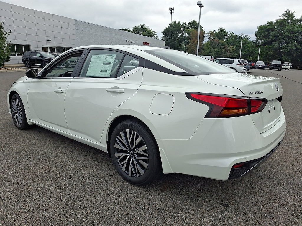 New 2026 Nissan Altima SV Sedan