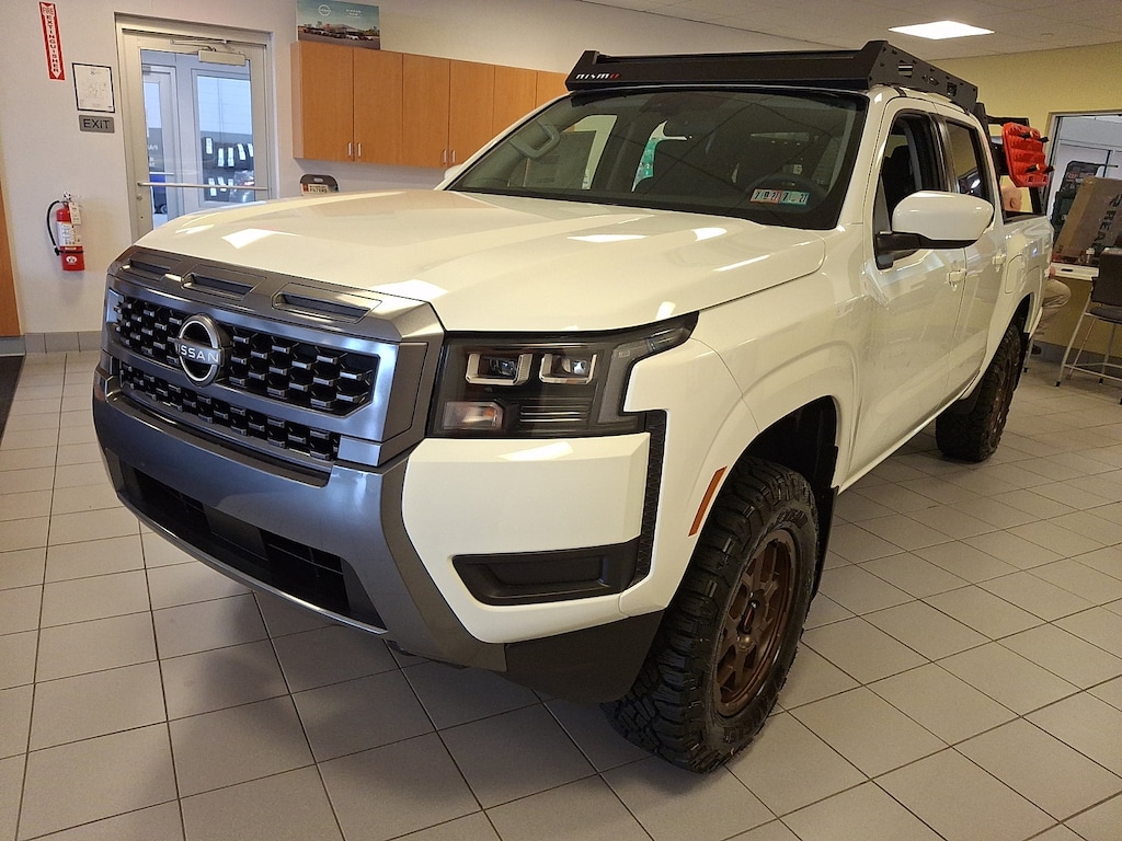New 2026 Nissan Frontier SV Truck Crew Cab