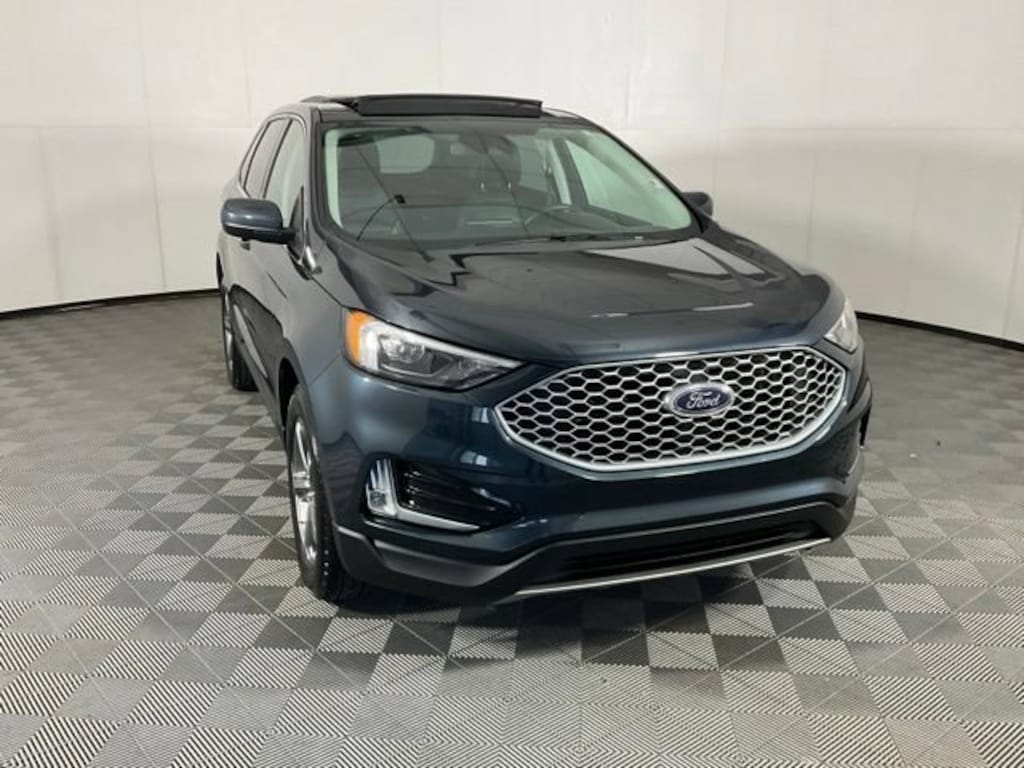 Used 2024 Ford Edge SEL