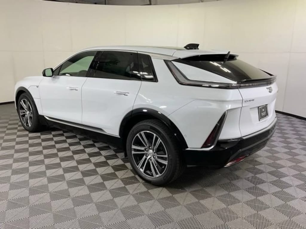 New 2026 CADILLAC LYRIQ Sport SUV