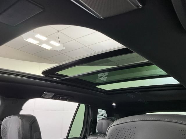 2026 Cadillac VISTIQ Luxury - Photo 21