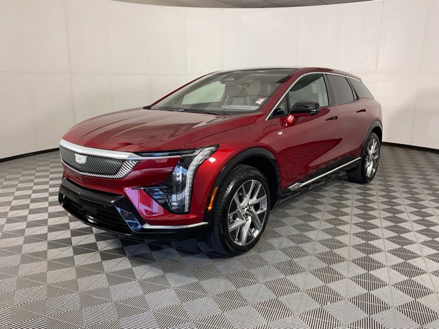 Used 2026 CADILLAC OPTIQ Luxury SUV