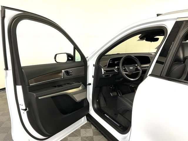 2026 Cadillac VISTIQ Luxury - Photo 23