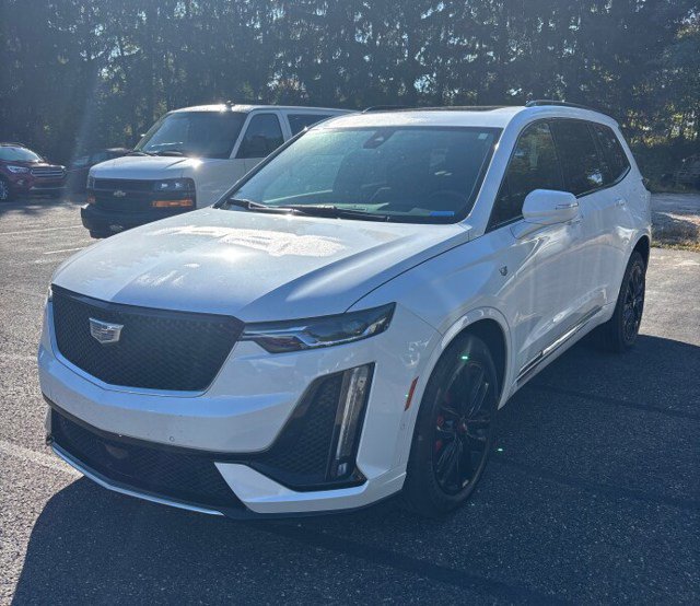  CADILLAC XT6