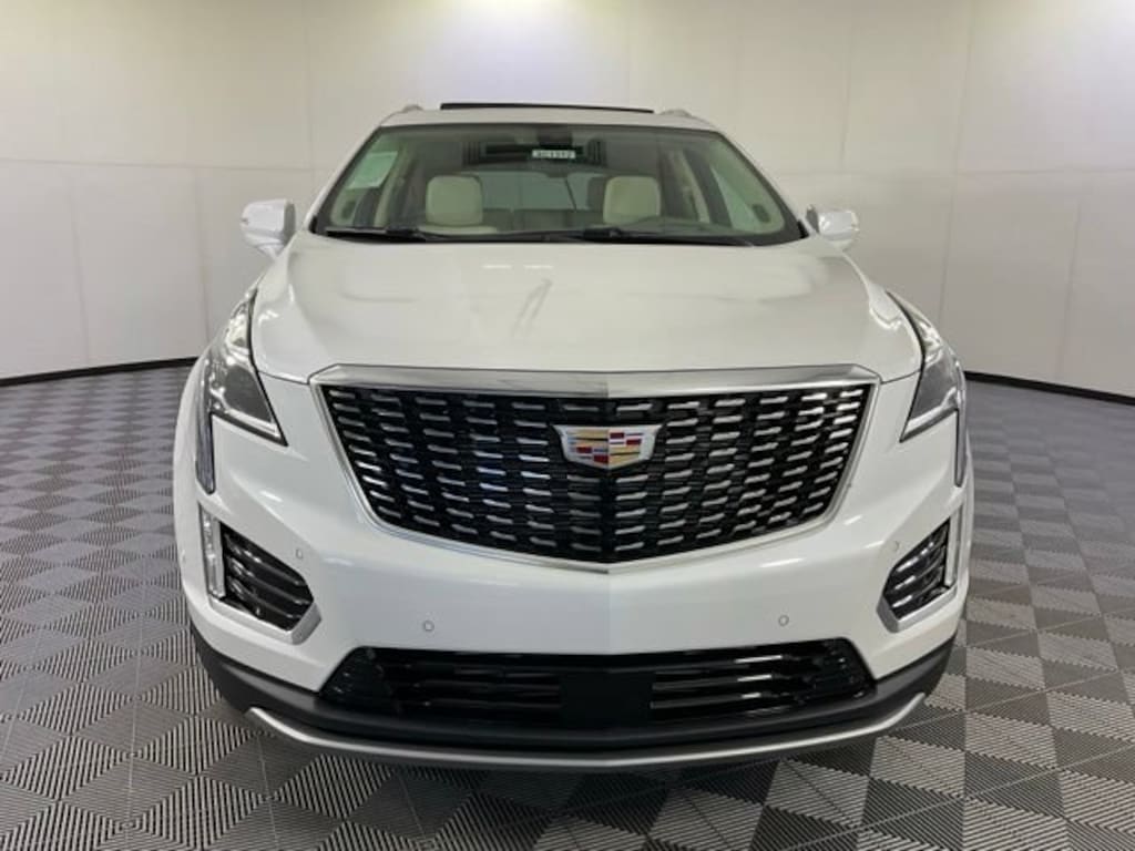 New 2026 CADILLAC XT5 Premium Luxury SUV