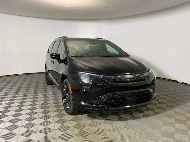 2027 Chrysler Pacifica LIMITED AWD Passenger Van