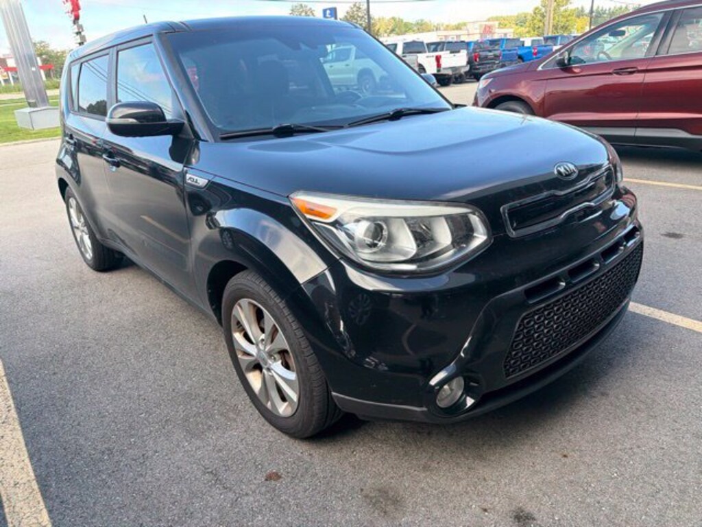 Used 2016 Kia Soul ! FWD