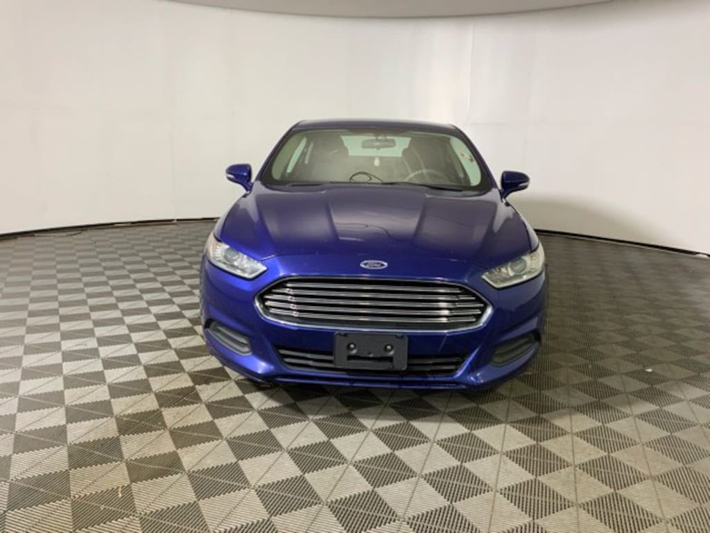 Used 2015 Ford Fusion SE