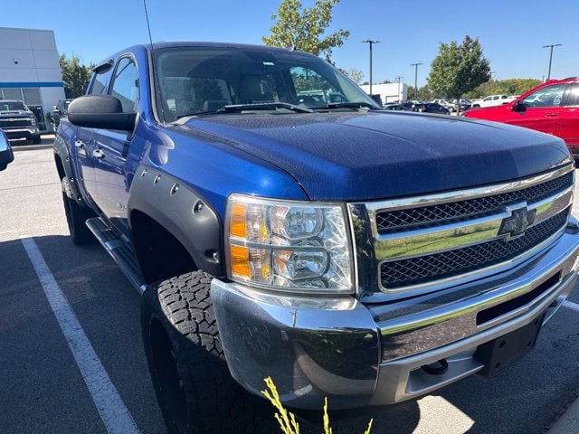 Used 2013 Chevrolet Silverado 1500 LT with VIN 3GCPKSE79DG302740 for sale in Decatur, IN