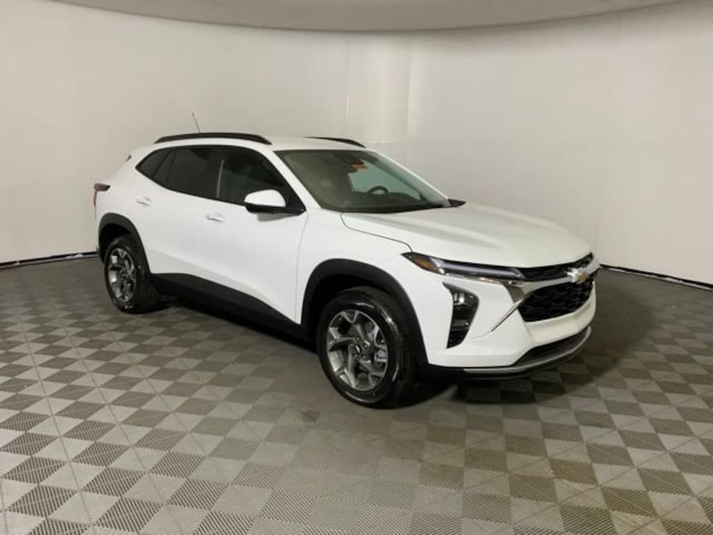 New 2026 Chevrolet Trax LT SUV