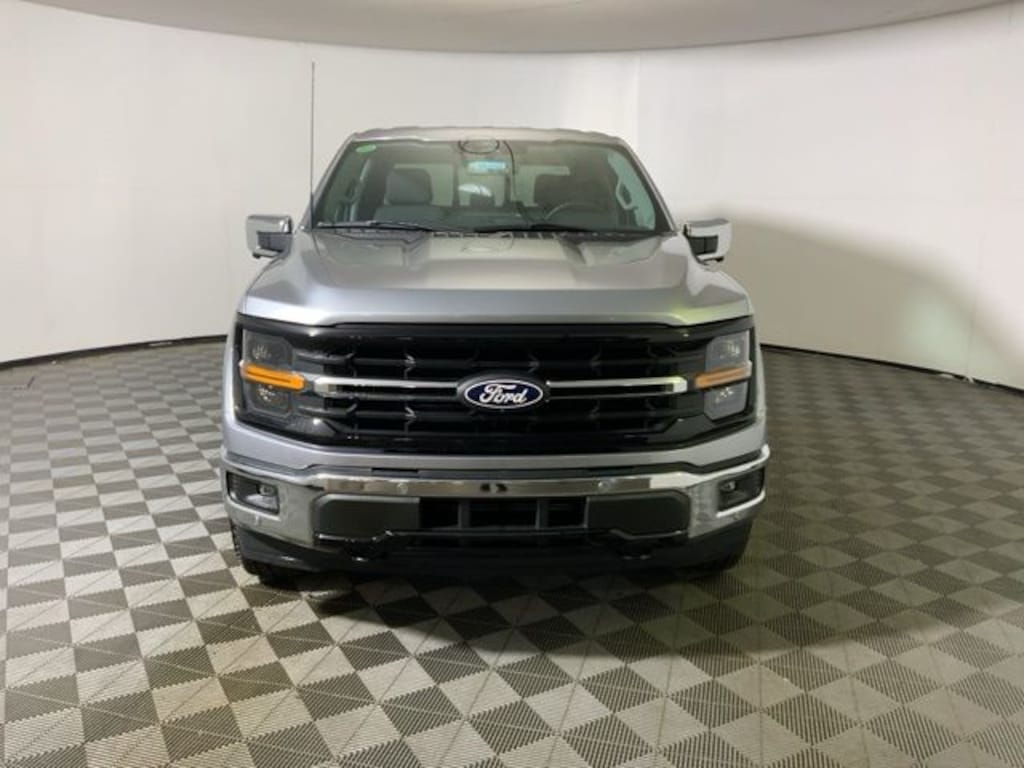 New 2025 Ford F-150 XLT Truck SuperCrew Cab