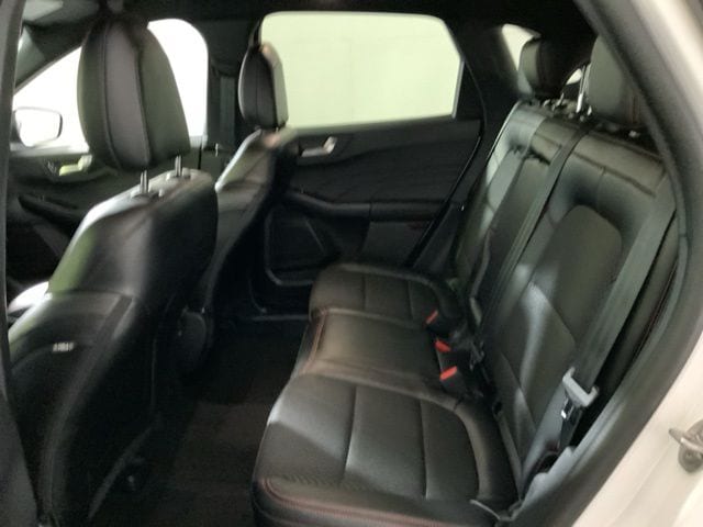 2026 Ford Escape ST-Line - Photo 28